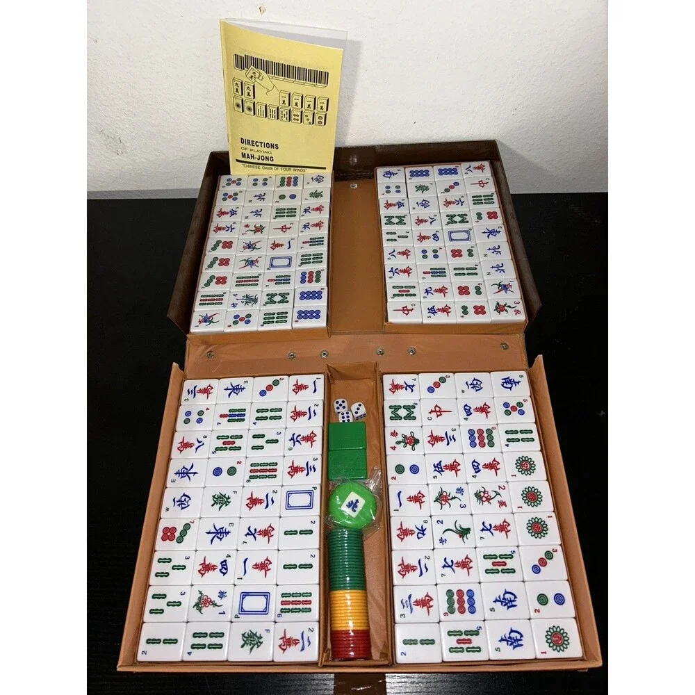 Vtg Chinese Mahjong Game Set 144 Large Tiles White & Green Lucite Tiles Gamble